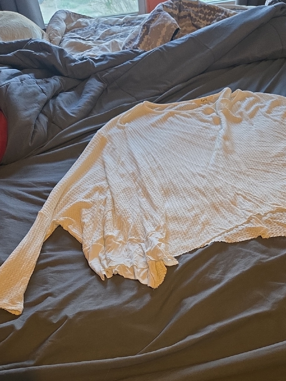 Women's White Waffle-Knit Long Sleeve Tunic